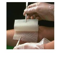 GARZA MEDICATA BACTIGRAS CON CLOREXIDINA ACETATO 0,5% 10X10CM 10 PEZZI - dottorbianchi.it