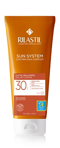 RILASTIL SUN SYSTEM PHOTO PROTECTION TERAPY LATTE VELLUTANTE SPF 30 200 ML - dottorbianchi.it